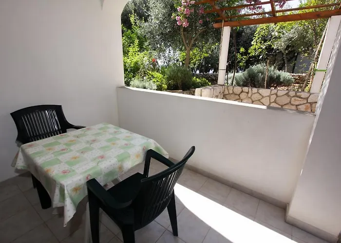 Gostinjska kuća Elia 3*